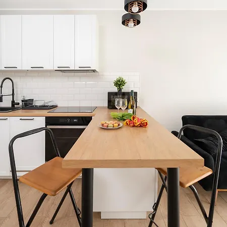 Apartament Hideaway - Terrace With Garden & Parking- By Rentujemy *