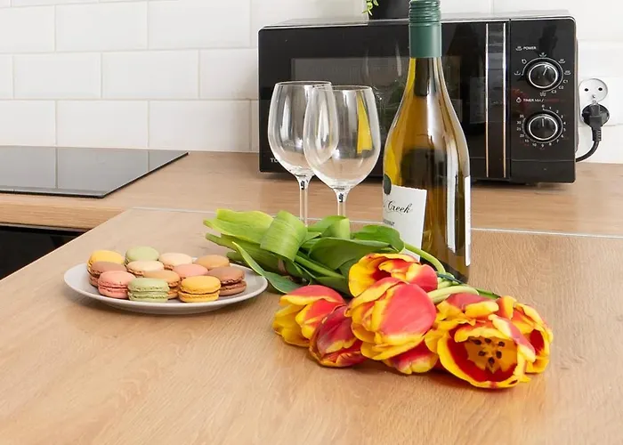 Hideaway - Terrace With Garden & Parking- By Rentujemy Lejlighed